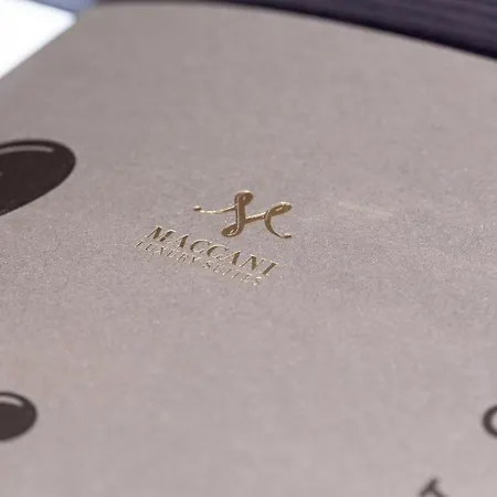 마카니 럭셔리 스위트 4*