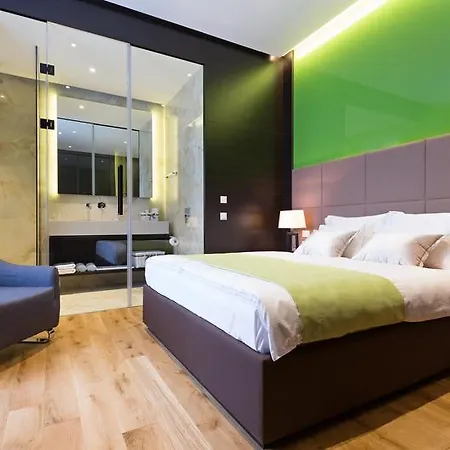 마카니 럭셔리 스위트 게스트하우스 4*